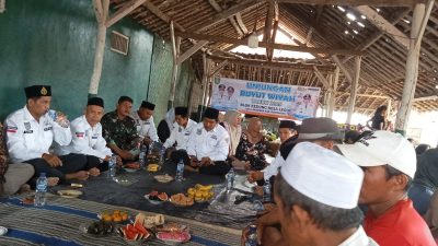 Lestarikan Adat Desa, Koramil 1603 Lohbener Menghadiri Acara Unjungan Buyut Wiyah Desa Legok