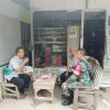 Babinsa Koramil 1603 Lohbener Melaksanakan Komsos Bersama Masyarakat Di Blok Bojong