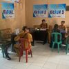 Pastikan Data Penerima Layak Bantuan, Serka Samsuri Anggota Koramil 1605 Sukagumiwang Melaksanakan Komsos