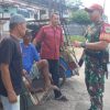 Bersama Warga dan Tukang Becak, Babinsa Koramil 1608 Karangampel Melaksanakan Komsos Bahas Kondusifitas