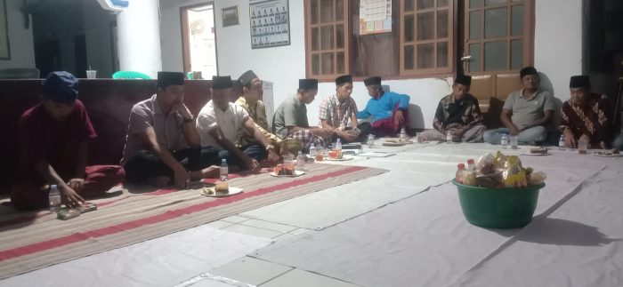 Tampung Aspirasi Masyarakat, Pemdes Panyingkiran Kidul Menggelar Acara Rutinitas Malam Sabtu Kliwon
