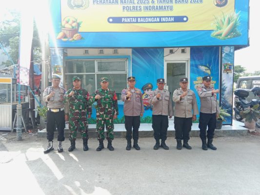 Sambut Tahun Baru 2026, Personil TNI-POLRI Laksanakan Apel Gabungan Pengamanan Di Pos Balongan Indah