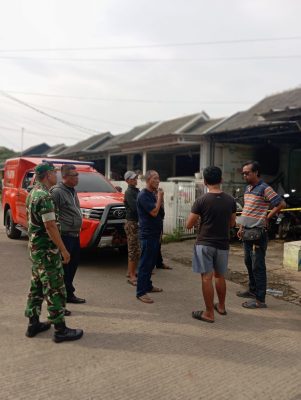 Gegerkan Warga Indramayu, Di Temukan Sesosok Mayat Dalam Rumah, Di Duga Gantung Diri
