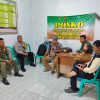 Kopda Suhardi Anggota Koramil 1611 Losarang Laksanakan Komsos Bersama Pamongdesa Jumbleng